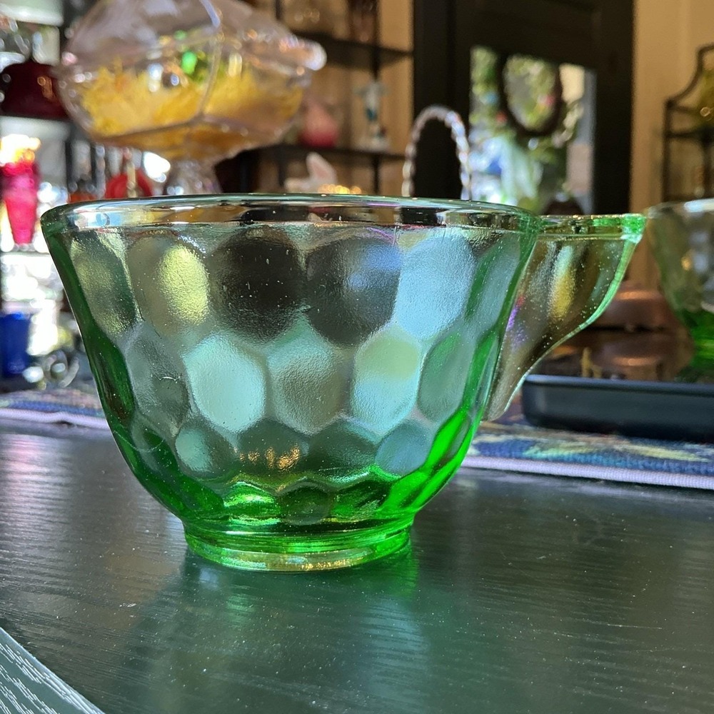 Green‎ Depression Coffee/Tea Cup Jeanette Honeycomb Hex Optic